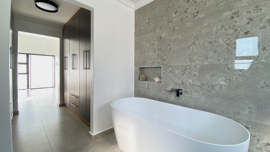 3 Bedroom Property for Sale in Britannia Reef Estate Western Cape
